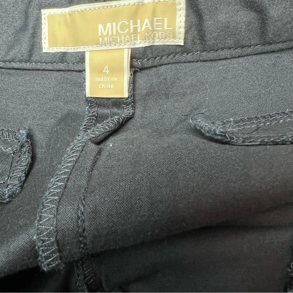 MICHAEL KORS Bermuda SHORTS
